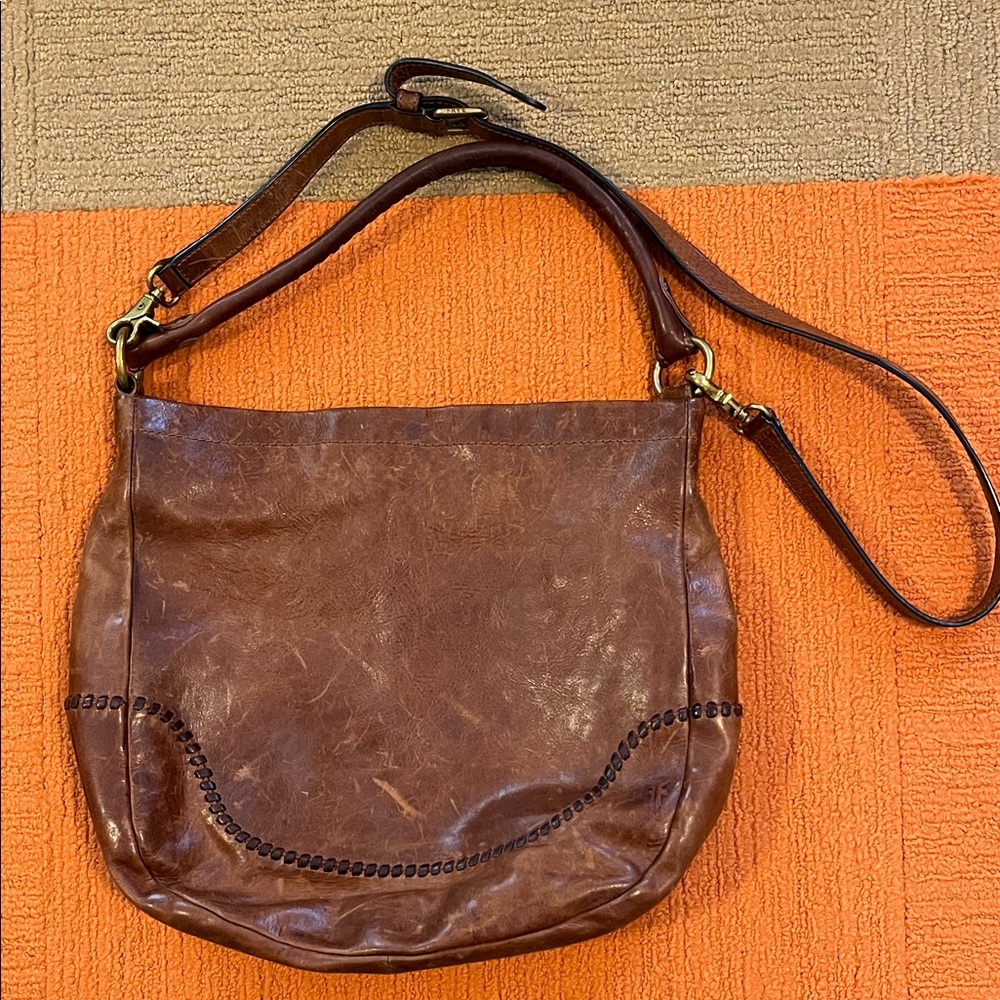 FRYE AND CO. Chestnut Leather Shoulder Bag